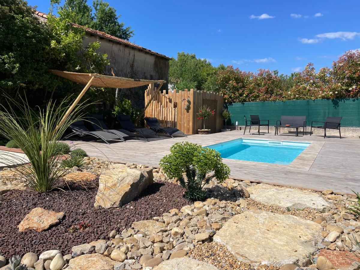 فيلا Mas Provencale Jardin Piscine سا سيرْ سور مير المظهر الخارجي الصورة